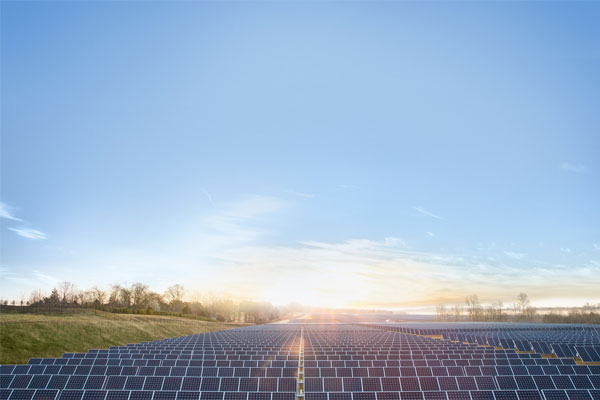 Could Apple's Solar Data Centers Lower Consumer Costs? 